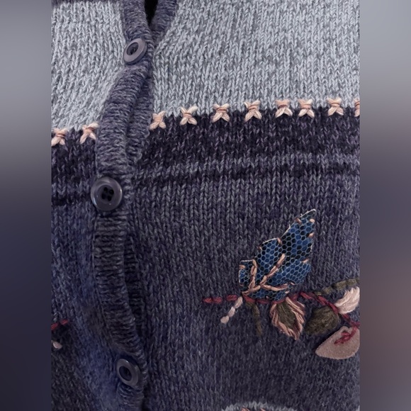 Vintage 90’s Blue Leaf Embroidered Cottagecore Cardigan - Picture 3 of 9
